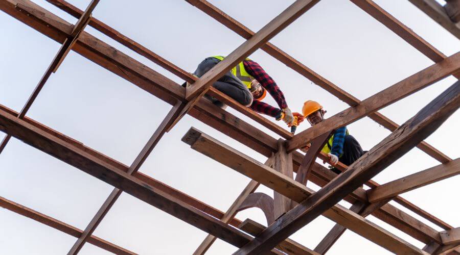 Professional residential roofers in Melrose, MT